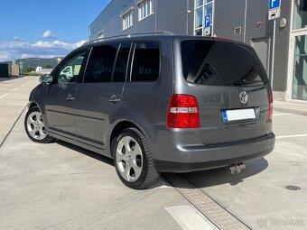 Volkswagen Touran 2.0 TDI Comfortline MT6 - 3