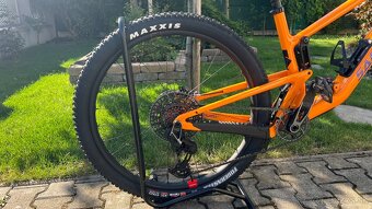 Santa Cruz Tallboy X0 AXS RSV 2024, veľkosť rámu: L (175 - 1 - 3