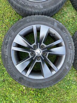 Škoda Triton 5x112 R17 215/55 - 3