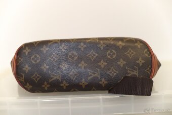 Predám Louis Vuitton Montsouris Vintage leather backpack - 3