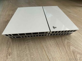 PS4 biela nový SSD 1TB - 3