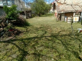 Predám pozemok so starším rodinným domom v obci Pozba - 3