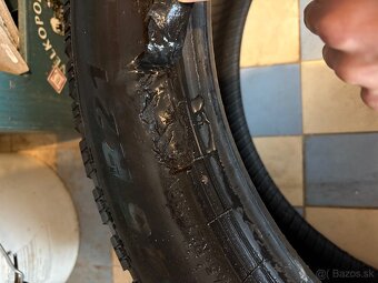 Pirelli 275/45 R21 zimné - 3