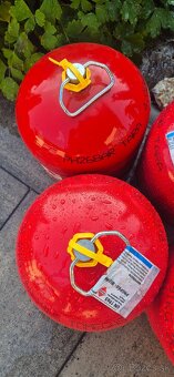 Predám 2kg propán-bután fľašu s orig.náplňou zapečatená. - 3