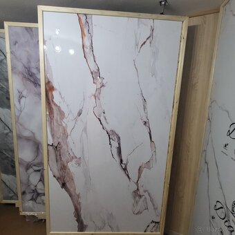 Veľkoformátové flexi(flexy)panely a 3D lamelový obklad - 3