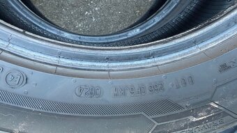 Barum 215/55 r17 letne - 3