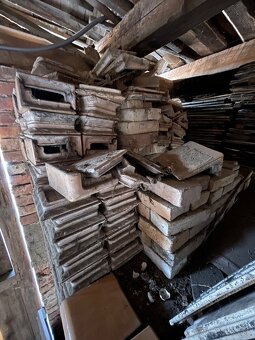 Kachľová pec rozobrata - 3