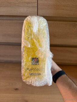 PS5 DualSense 30th Anniversary Limited Edition - 3