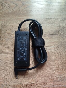 HP nabíjačka HSTNN-LA40 45W 19.5V 2.31A - 3