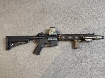 Airsoftová replika zbrane M4A1 BLOCK II (AEG) - 3