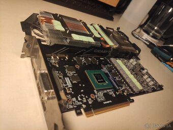 GIGABYTE GTX 1080 8GB - 3