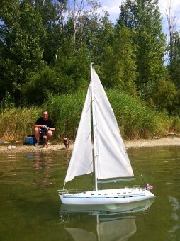 RC loď - plachetnica Odyssey - 3