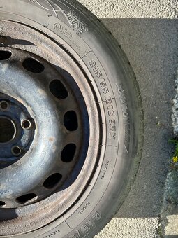 Sada zimných pneumatík na diskoch 215/55 R16 5x112 - 3