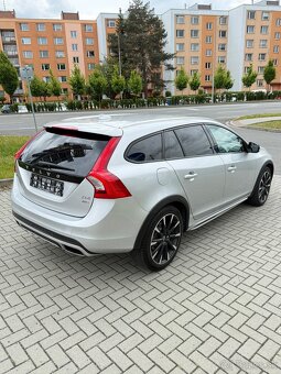 Volvo V60 AWD CROSS COUTRY—D4 2.4 140kw—automat—2015–188.000 - 3