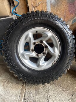 hlinikova sada 6x139.7 R15 - 3