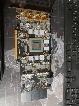 Gigabyte Radeon™ RX 5700 XT GAMING OC 8G - 3