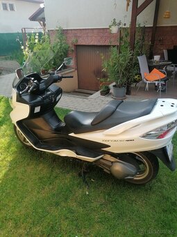 Burgman 400 - 3
