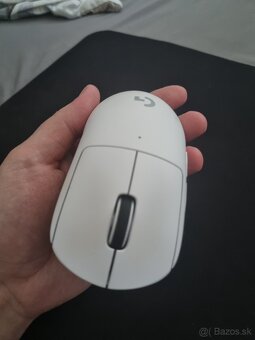 Logitech G Pro X Superlight Wireless Gaming Mouse + podlozka - 3