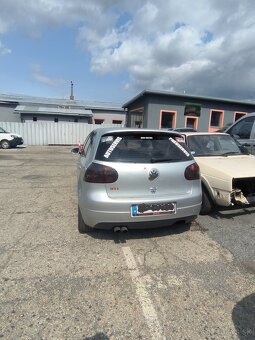 Volkswagen golf GTI - 3