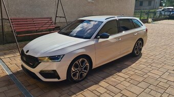 Škoda Octavia 4 RS Combi - 3