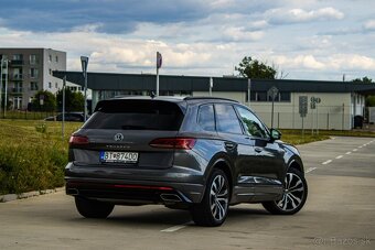 Volkswagen Touareg 3.0 R-Line / Night Vis, Pano, SK auto - 3