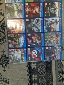 Playstation 4 HRY - 3