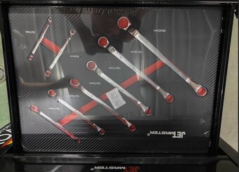 Dielenský vozik s naradim - 3