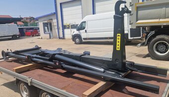 CSAO hákový nosič kontajnerov 8 ton - 3