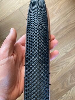 Schwalbe G-ONE Allround TLR 45-622 - 3