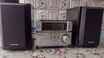 Predám Hi-fi systém Panasonic cena 70 . - 3