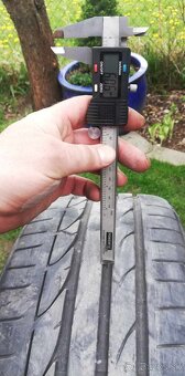 Pneumatiky letné 2ks - BRIDGESTONE 235/40/R19 - 3