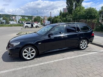 Na predaj BMW e61 530XD 196,5KW (265 koní). 315000km. - 3