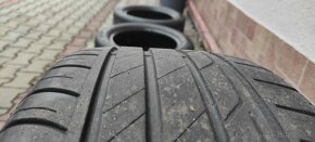 225/55 r17 - 3