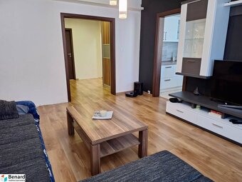 3 IZBOVÝ REKONŠTRUOVANÝ BYT, LODŽIA, KOŠICE, SÍDLISKO KVP - 3