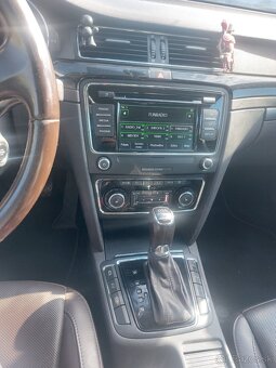 Skoda superb 4x4 DSG - 3