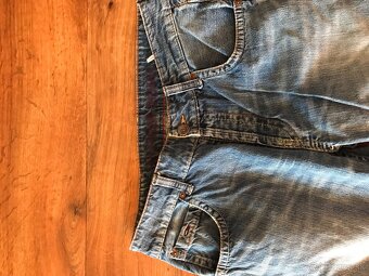 TOMMY HILFIGER originál pánske rifle w43/l32 - 3