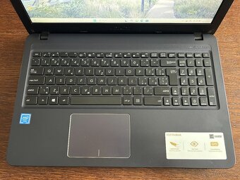 Predám notebook Asus VivoBook 15... - 3