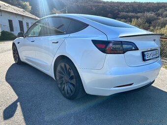 Tesla model 3 performance - 3