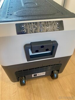 Chladnicka Vevor 35L - 3