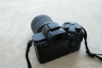 Sony Alpha 7 III + FE 28–70mm OSS | Top stav | Shutter count - 3