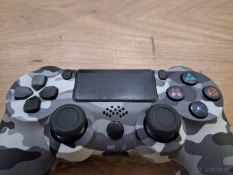 Herný ovládač na PlayStation 4 - 3