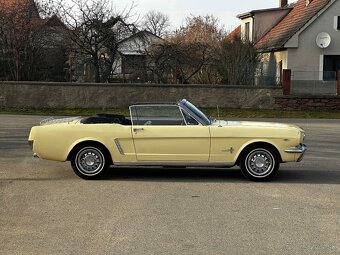 Ford Mustang Cabrio - 3