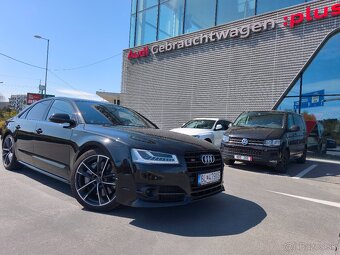 S8 plus.3/2017.4.0 V8.445kw-605PS.162tis km - 3