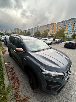 Predám Daciu Jogger Extreme Hybrid 140 5 miestne - 3
