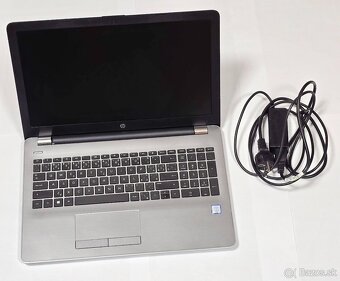 Notebook HP 250 G6 Intel Core i3 2GHz, 12GB DDR, SSD 256GB - 3