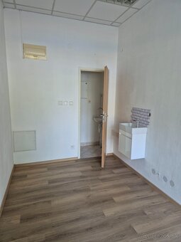 Obchodný priestor na prenájom  v Ružinove na Tomášikovej ul. - 3