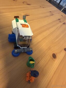 Predám lego smetiarske auto - 3