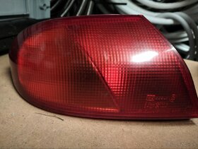 Predám zadné svetla na alfu Romeo 166 - 3