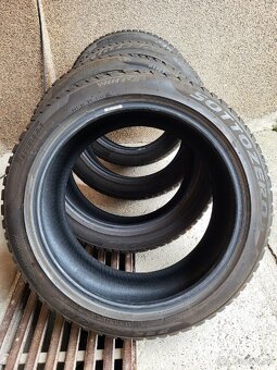 Predam zimne pneu 235/45 r18 Pirelli Sottozero 3 - 3