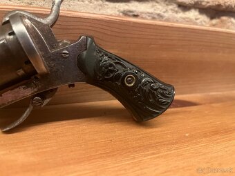 Historický revolver lefaux 7mm - 3